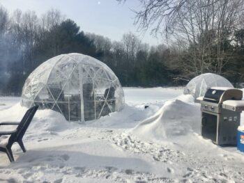 Picture of a plastic igloo